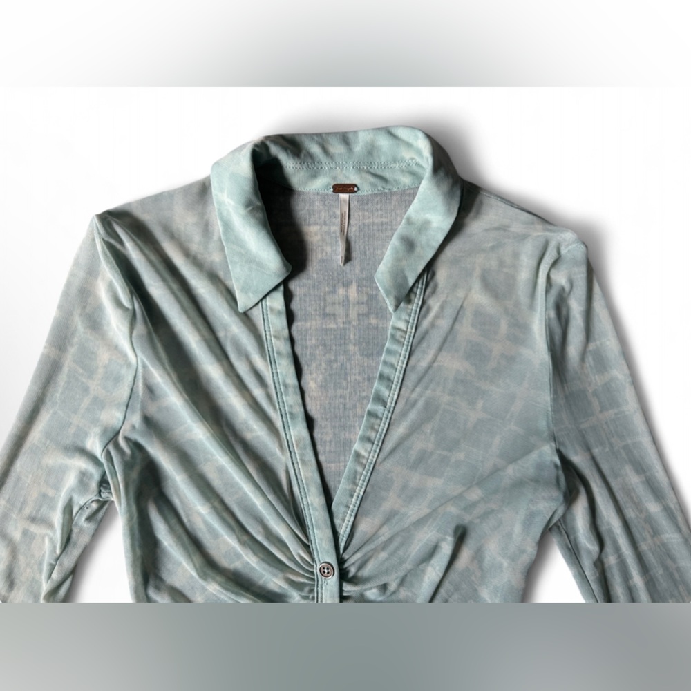 FREE PEOPLE Lucky Shirtee Button-Up Women's Top - Size XSmall - Picture 5 of 13